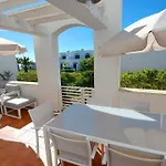 All Dreams Apartment- Windmill Hill