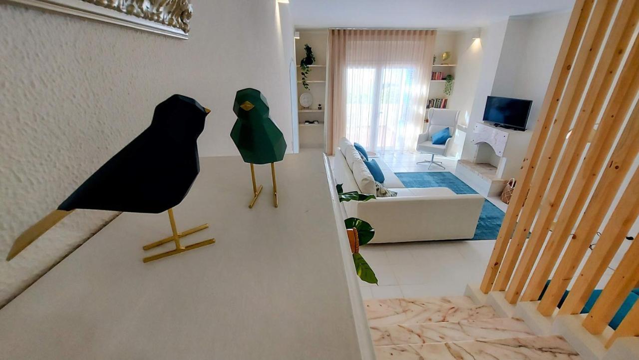 All Dreams Apartment- Windmill Hill *